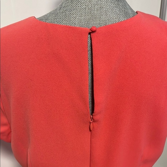 BANANA REPUBLIC Coral Zip Up Dressy Short Sleeve Romper, Size 10P - Picture 7 of 9